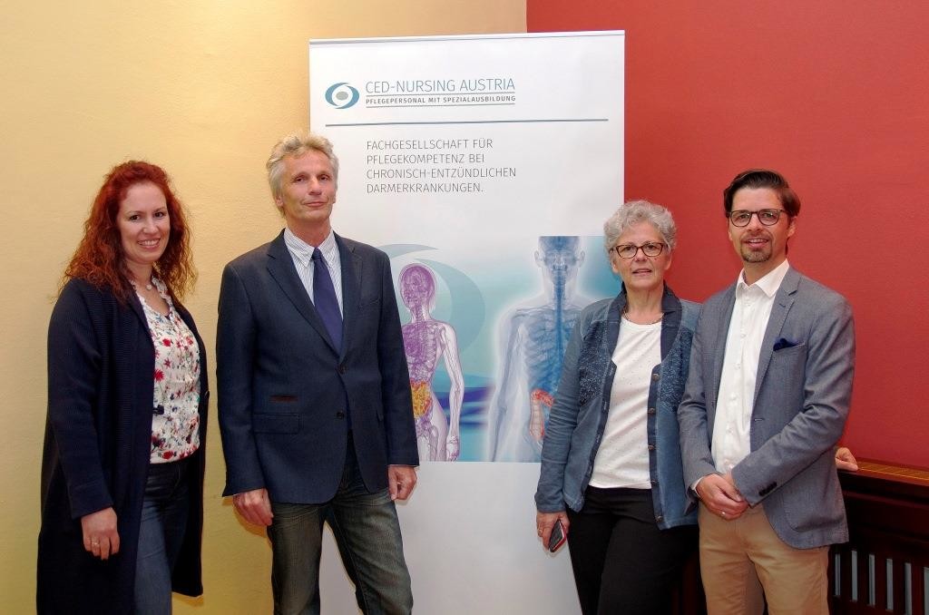 v.l.n.r.: Ing. Evelyn Gross/ÖMCCV, Univ.-Prof. DI Dr. Harald Vogelsang/Medizinische Universität Wien, DGKS Anita Beyer, CED-Nursing Austria; Mag. Alexander Schauflinger/FINE FACTS Fotografie: (c) Wolf Leeb